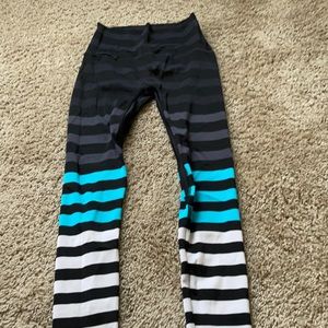 K-Deer sneaker length leggings